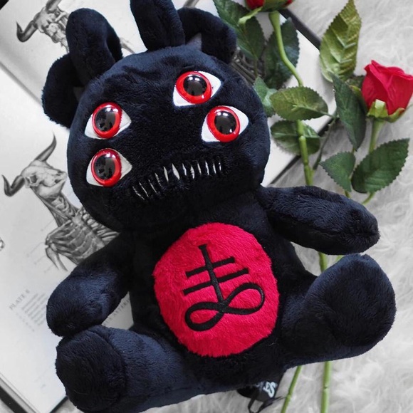 Killstar Other - 🚫SOLD🚫New don’t care Killstar kreeptures plush